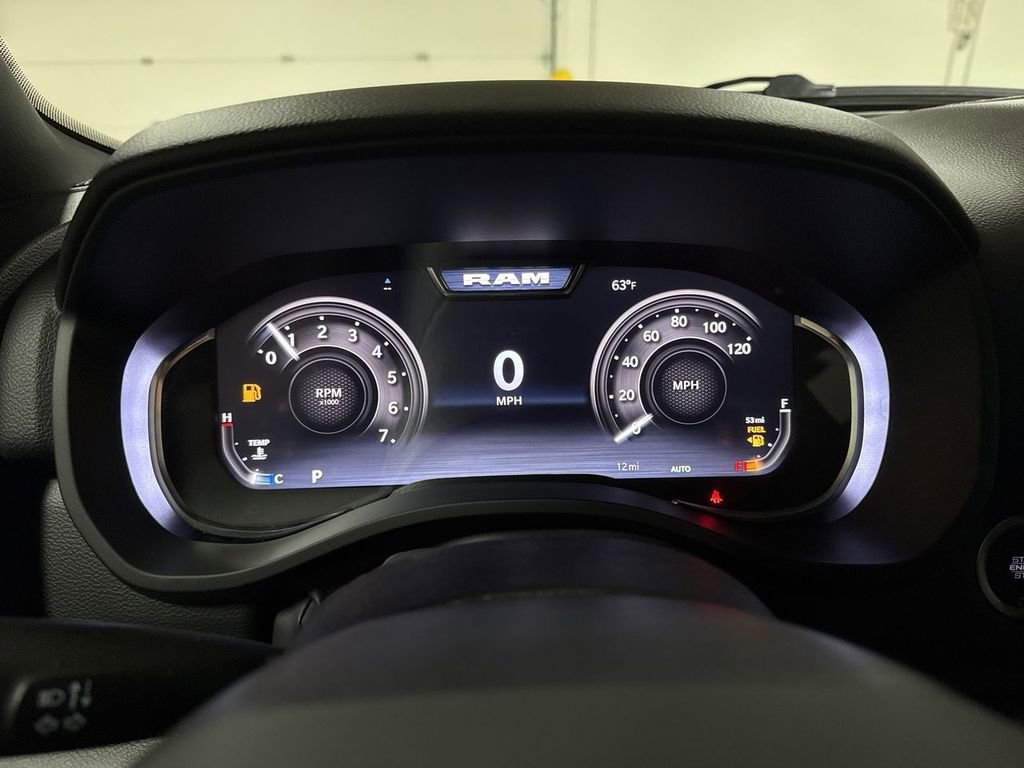 New 2026 RAM 1500 4x4 Crew Cab image 12