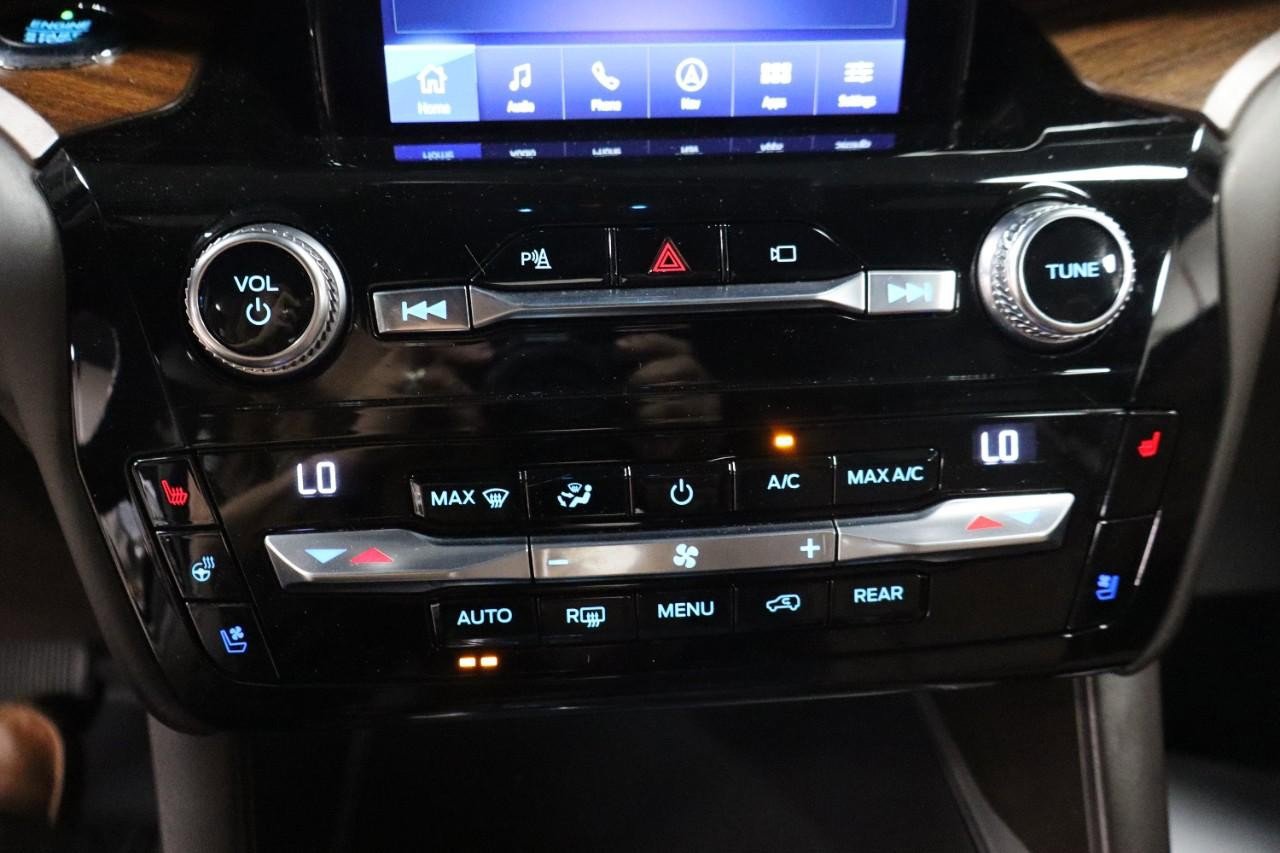 Used 2021 Ford Explorer King Ranch w/ Premium Technology Package AWD/4WD image 16