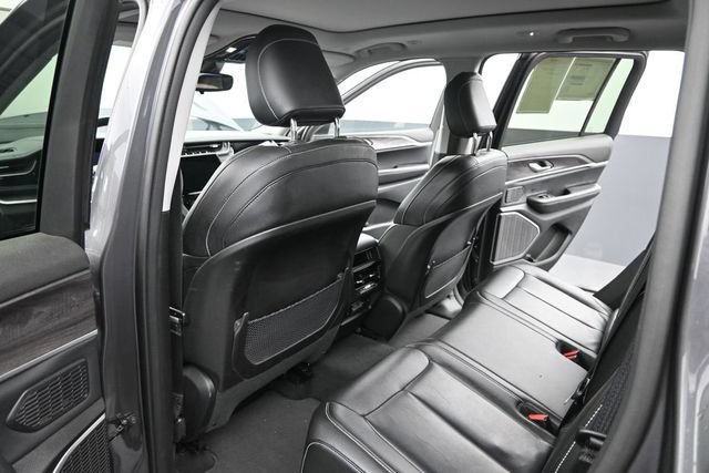 Used 2022 Jeep Grand Cherokee Limited 4xe AWD/4WD image 13