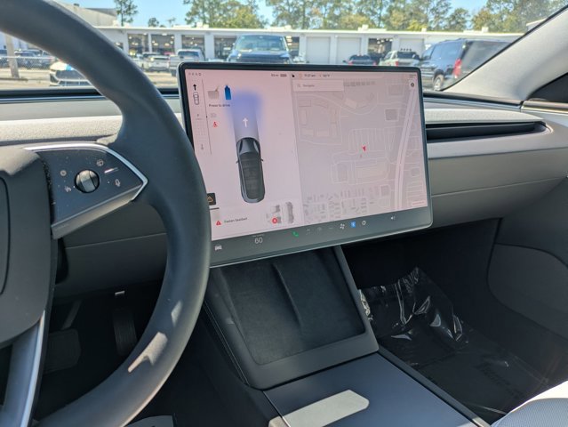 Used 2025 Tesla Model 3 Long Range image 10
