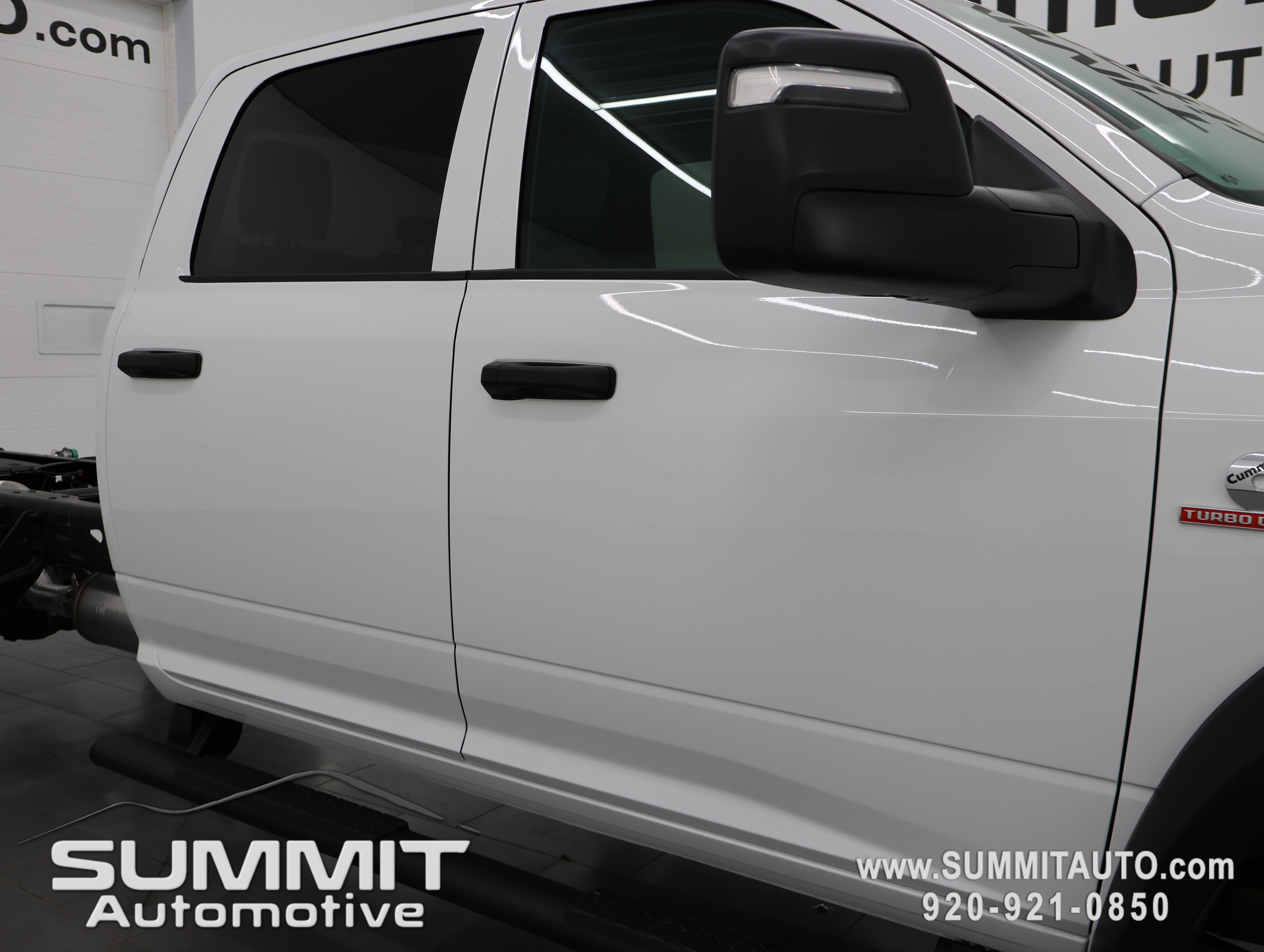 New 2026 RAM 5500 Tradesman w/ Chrome Appearance Group AWD/4WD image 24
