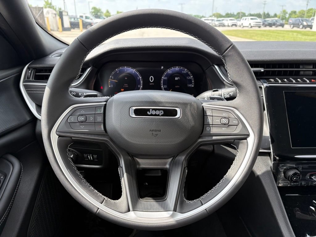 New 2026 Jeep Grand Cherokee L Laredo AWD/4WD image 20