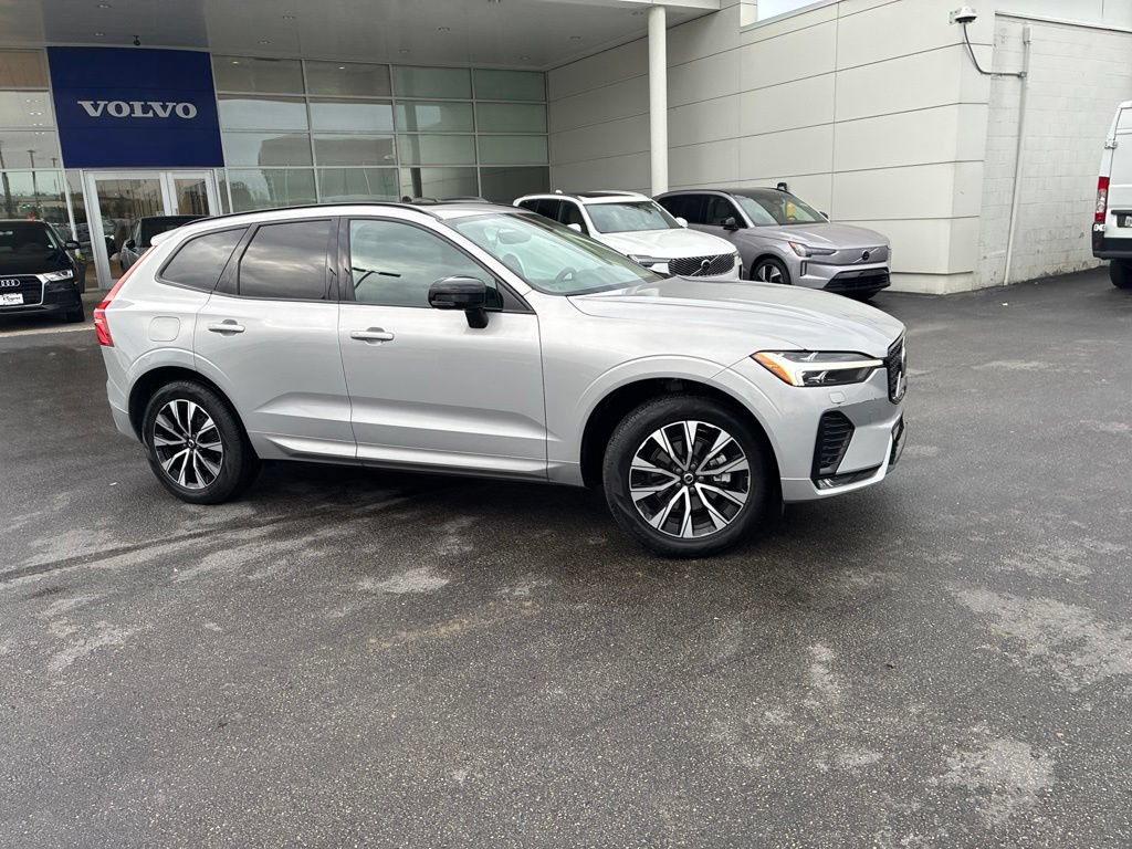 Certified 2024 Volvo XC60 B5 Core w/ Climate Package AWD/4WD image 2