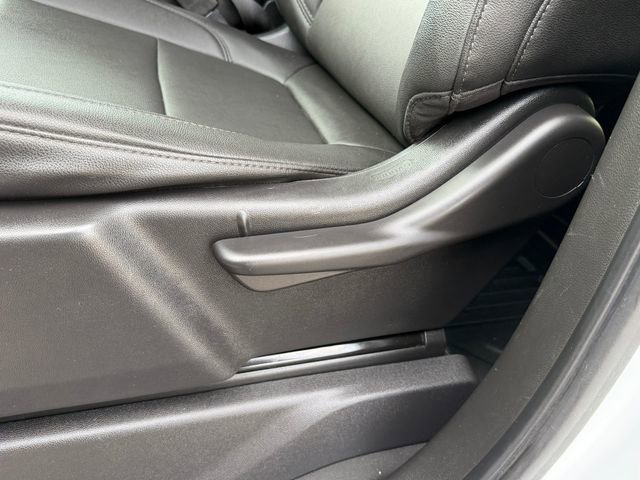 Used 2022 GMC Sierra 2500 Pro w/ Convenience Package image 14