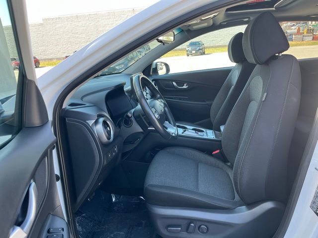 Used 2023 Hyundai Kona SEL image 15