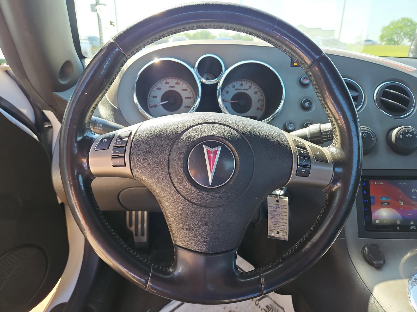 Used 2008 Pontiac Solstice Convertible w/ Premium Package RWD image 8