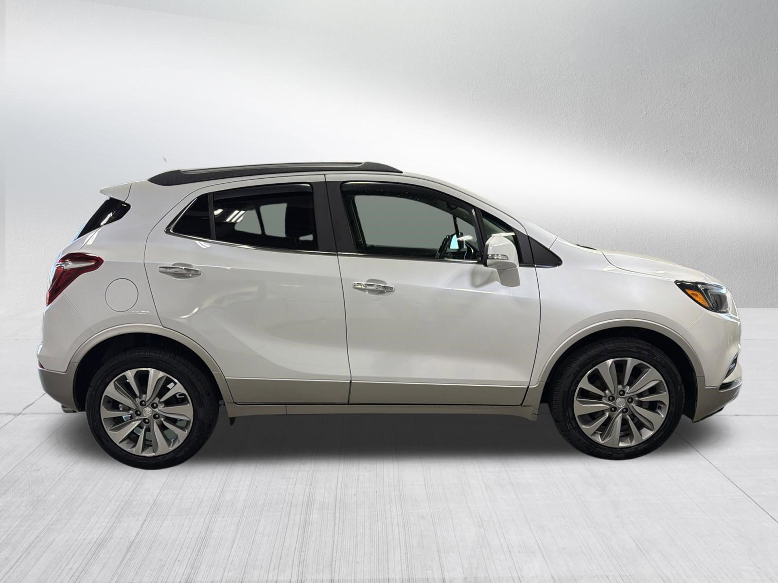 Used 2018 Buick Encore Preferred image 8