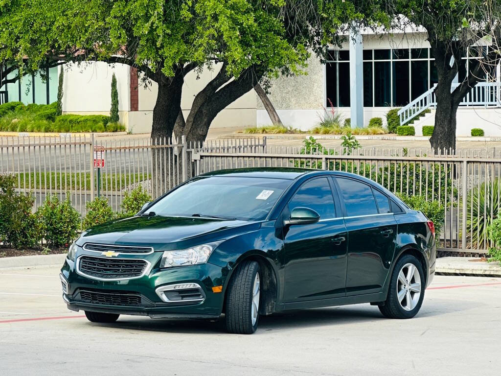 Used 2015 Chevrolet Cruze LT image 3