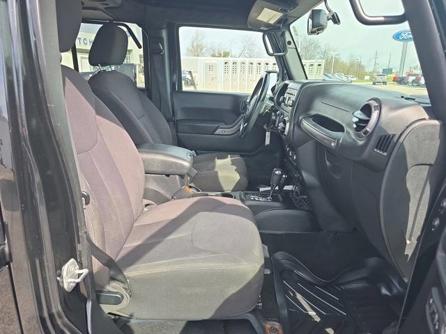 Used 2015 Jeep Wrangler Unlimited Sport w/ Quick Order Package 24S image 19