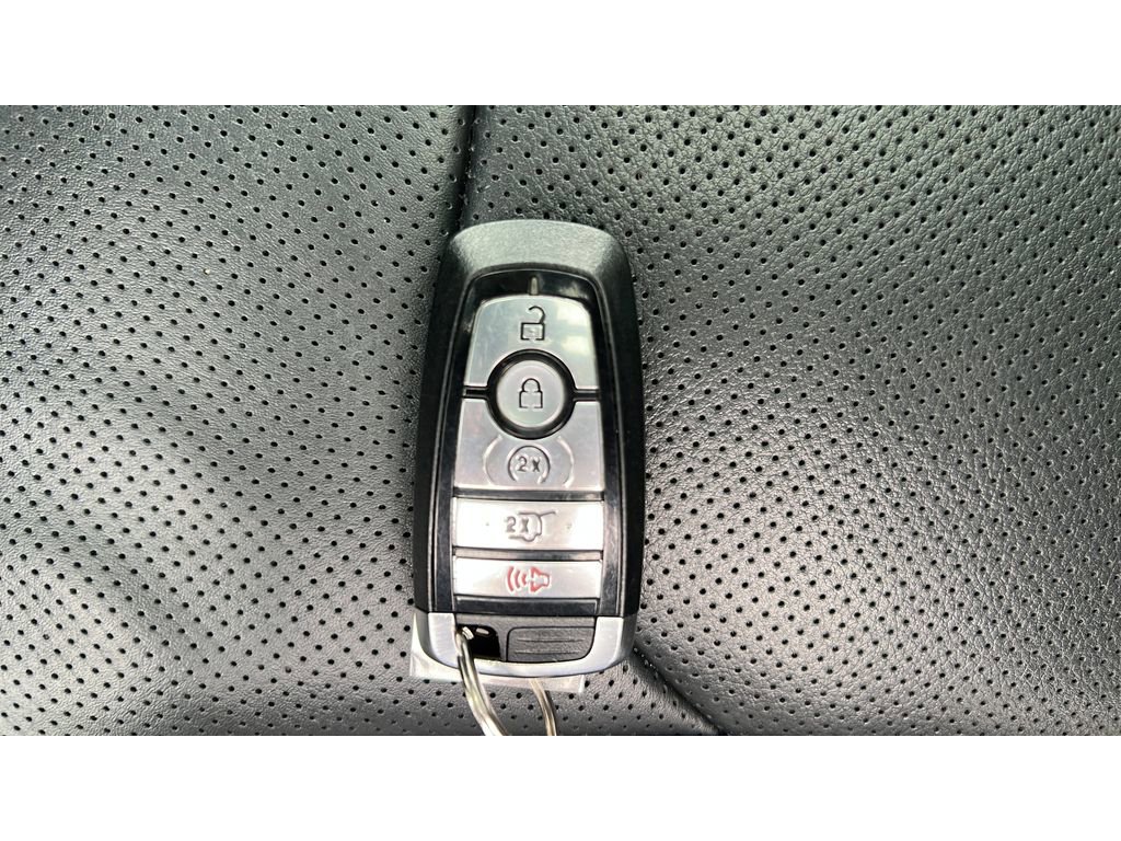 Used 2022 Ford Expedition Max Limited image 34