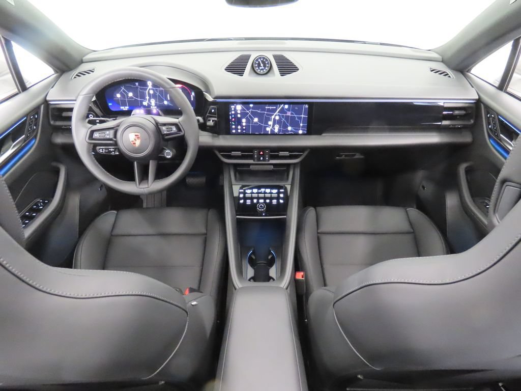 New 2026 Porsche Macan 4 Electric AWD/4WD image 17