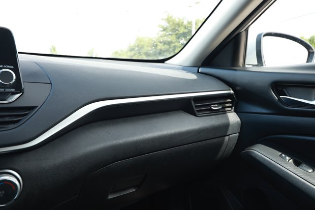 Used 2022 Nissan Altima 2.5 S FWD image 24