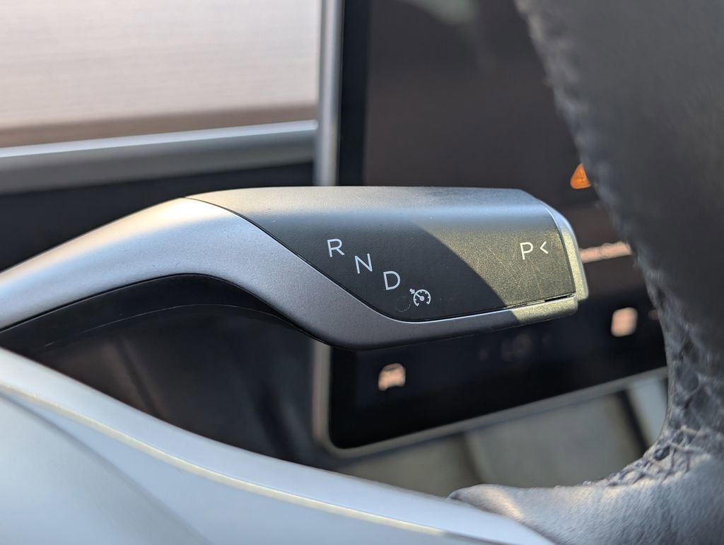 Used 2023 Tesla Model Y Long Range image 28