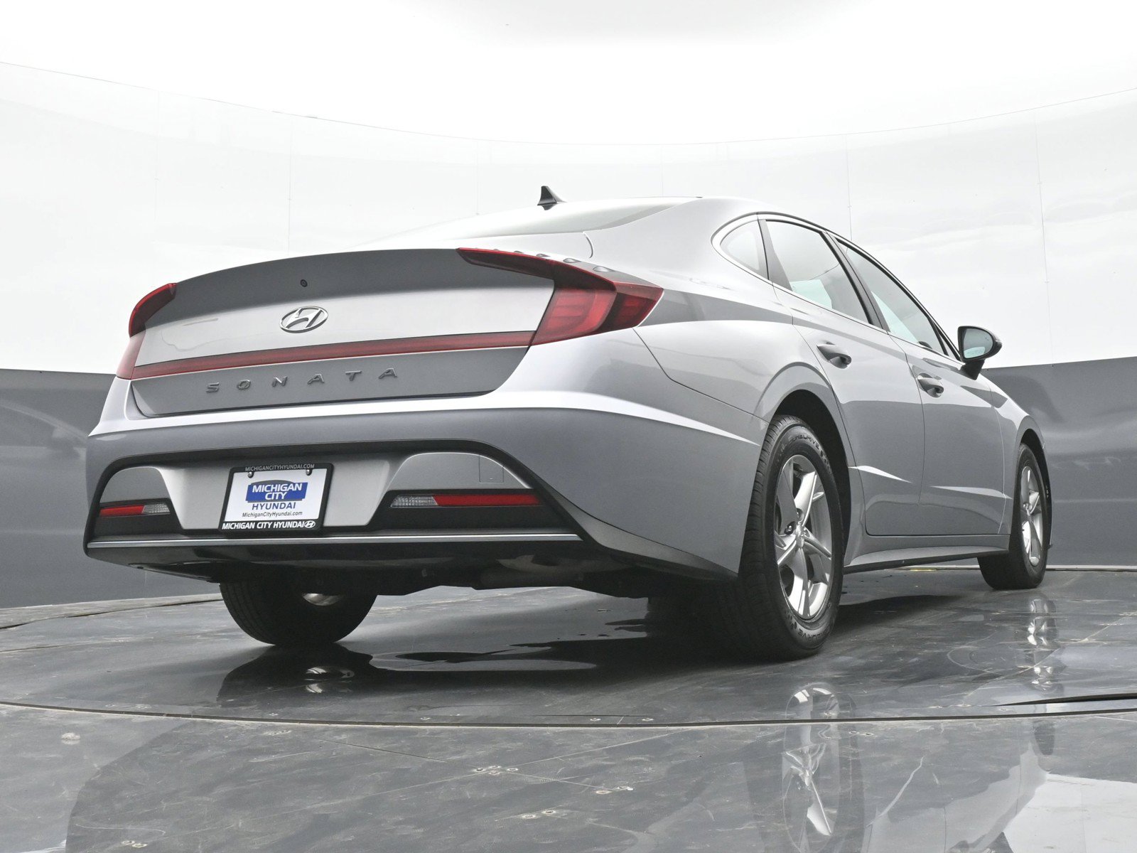 Certified 2023 Hyundai Sonata SE w/ Cargo Package FWD image 39