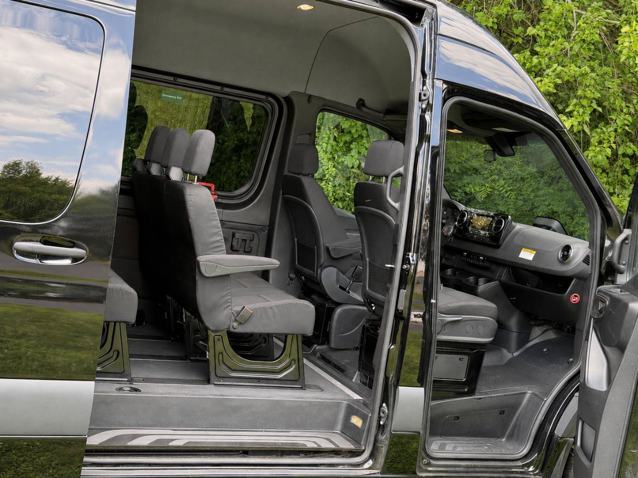 Used 2026 Mercedes-Benz Sprinter 2500 image 2