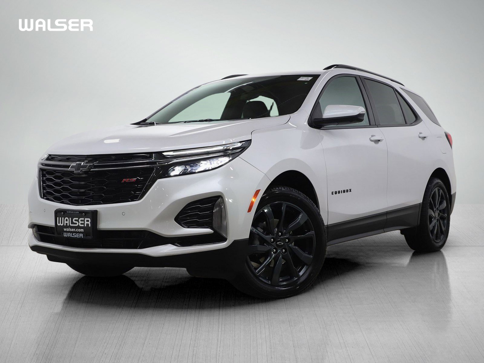 Used 2023 Chevrolet Equinox RS image 1