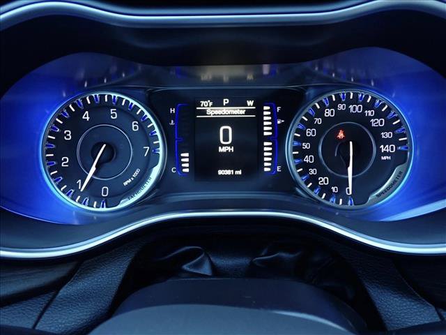 Used 2016 Chrysler 200 Limited FWD image 21