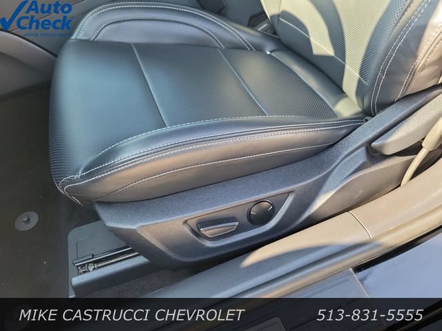 Used 2025 Ford Mustang Premium RWD image 25