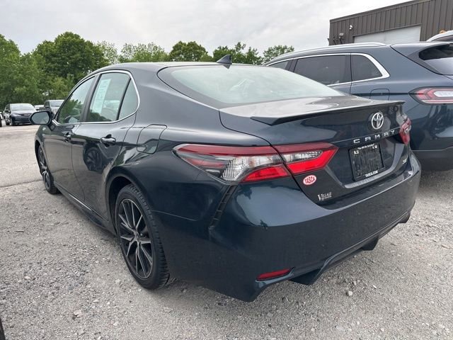 Used 2021 Toyota Camry SE FWD image 4