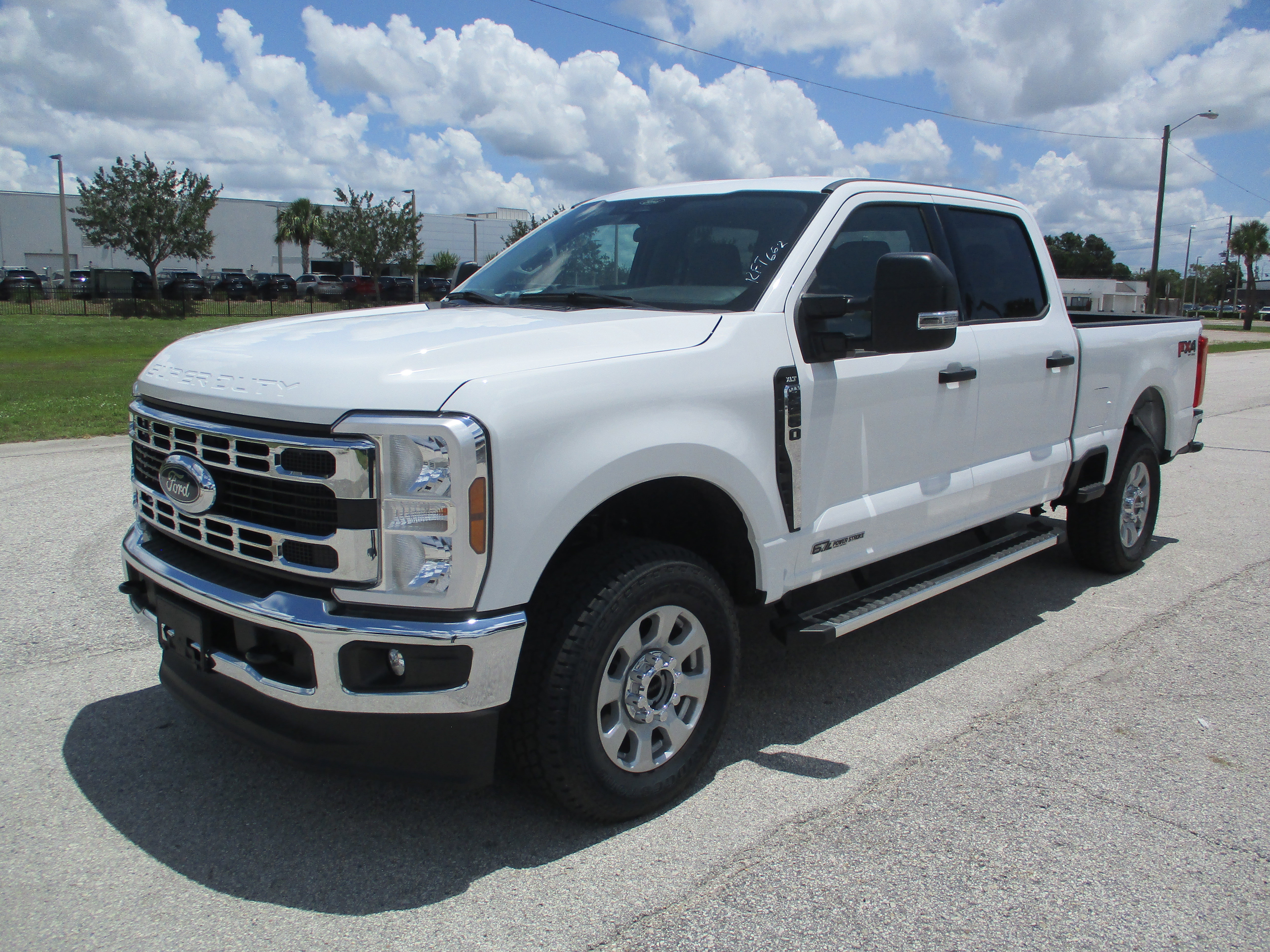 New 2024 Ford F250 XLT w/ FX4 Off-Road Package image 3