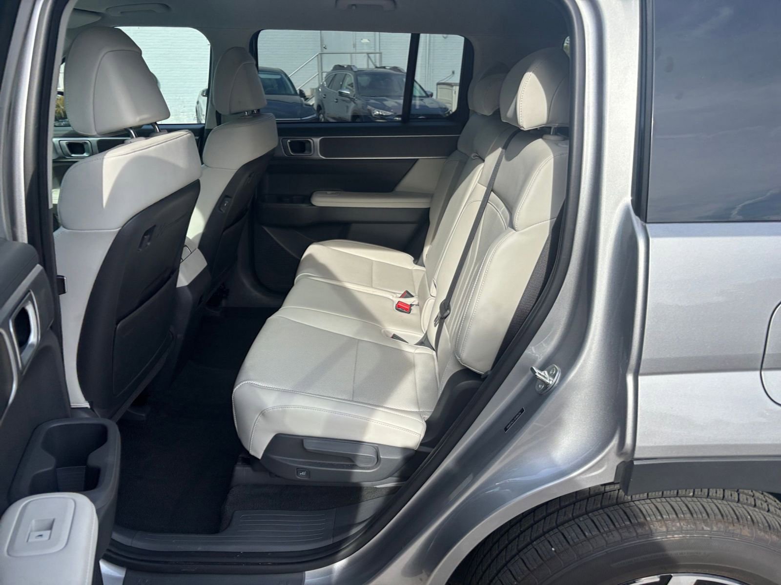 Used 2025 Hyundai Santa Fe SEL image 23