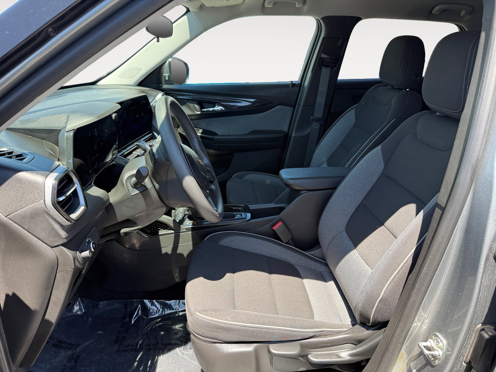 Used 2025 Chevrolet TrailBlazer LT AWD/4WD image 10