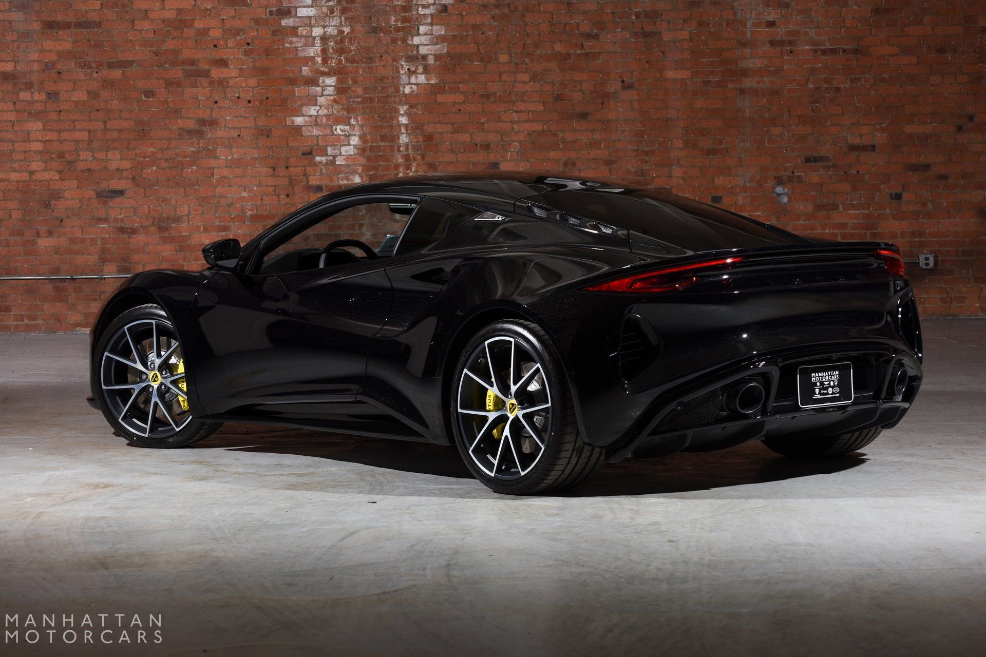 Used 2024 Lotus Emira First Edition image 7