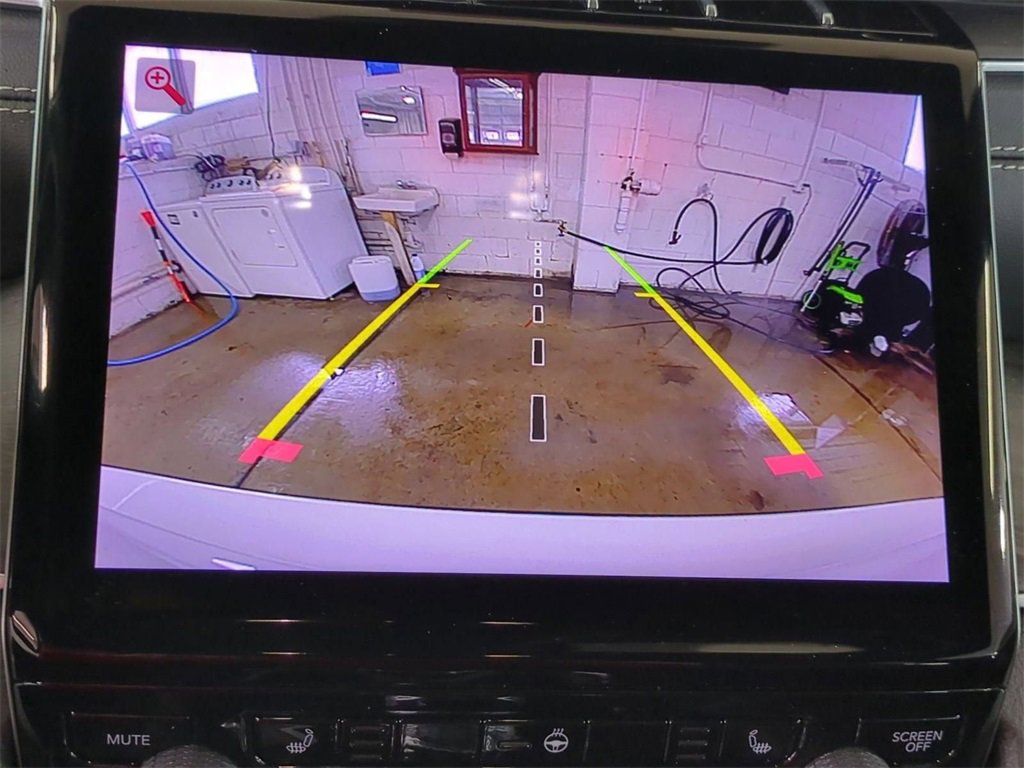 Used 2024 Jeep Grand Cherokee L Limited image 24