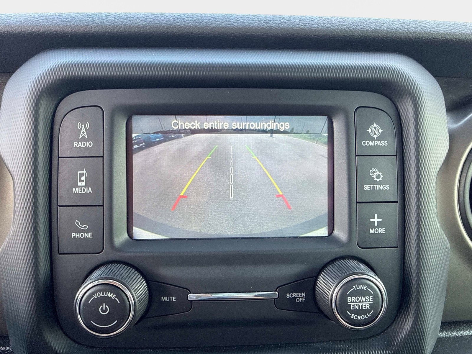 Used 2018 Jeep Wrangler Unlimited Sport S AWD/4WD image 23