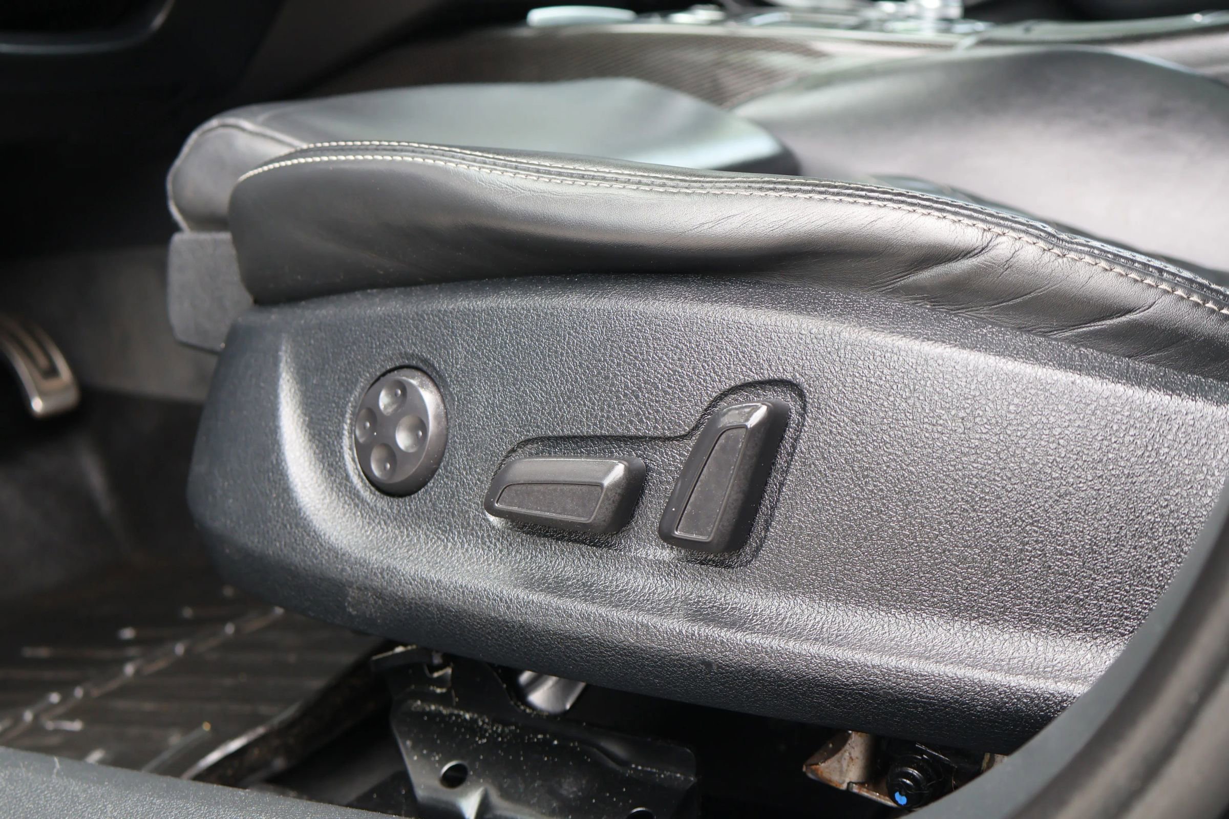 Used 2014 Audi S6 Prestige image 20