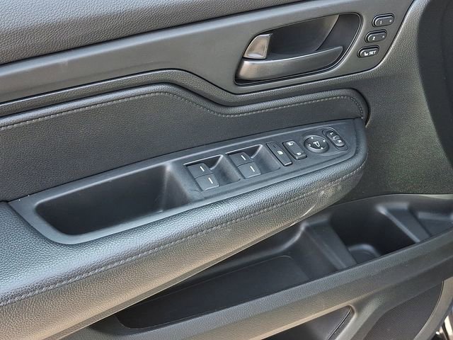 Used 2024 Honda Odyssey EX-L image 12