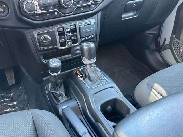 Used 2023 Jeep Wrangler Unlimited w/ Cold Weather Group AWD/4WD image 12