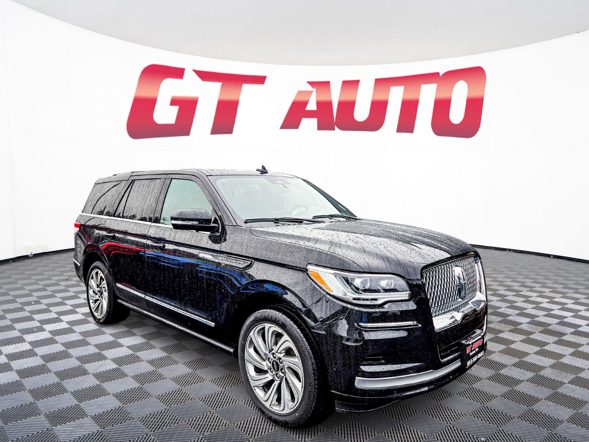 Used 2024 Lincoln Navigator Reserve
