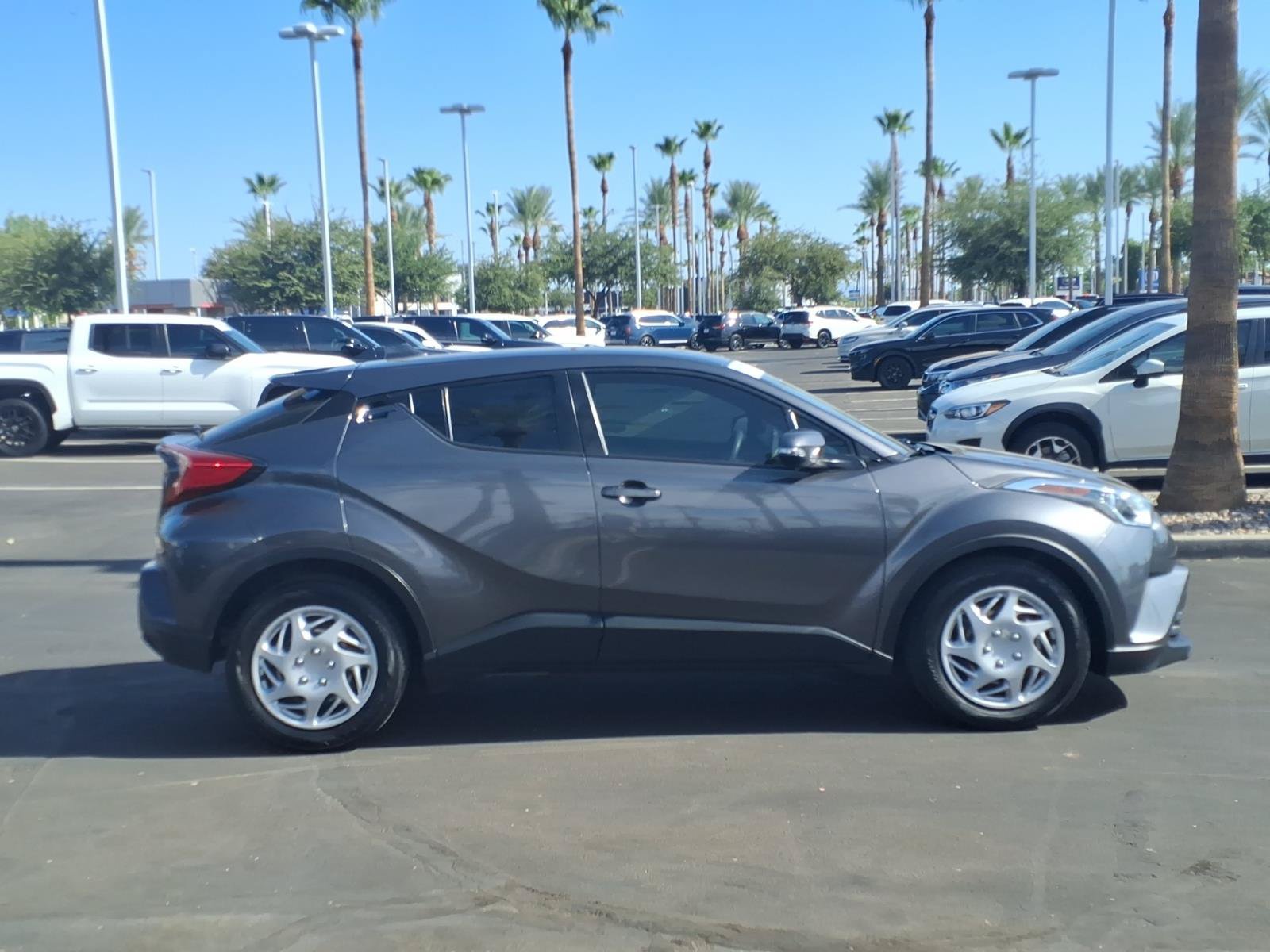 Certified 2019 Toyota C-HR LE FWD image 3