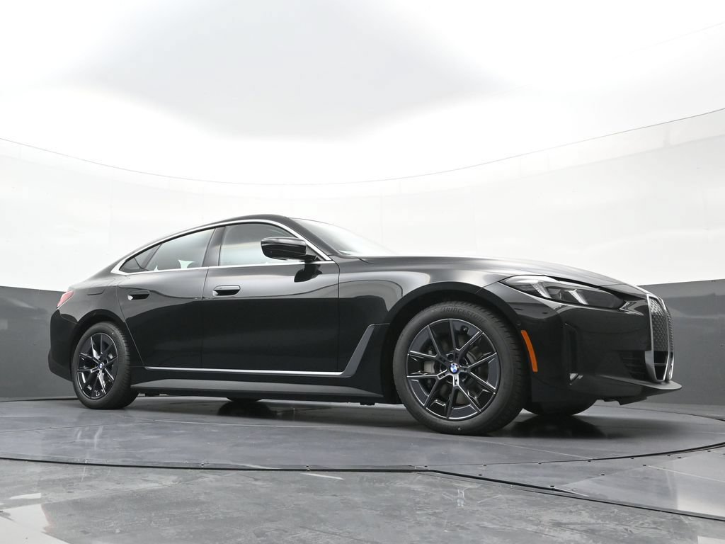 New 2026 BMW i4 xDrive40i w/ Premium Package AWD/4WD image 22