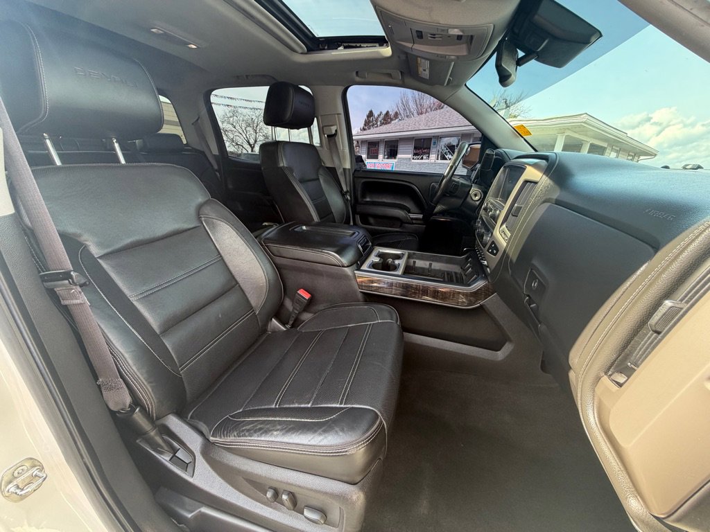 Used 2015 GMC Sierra 1500 Denali w/ Driver Alert Package image 24