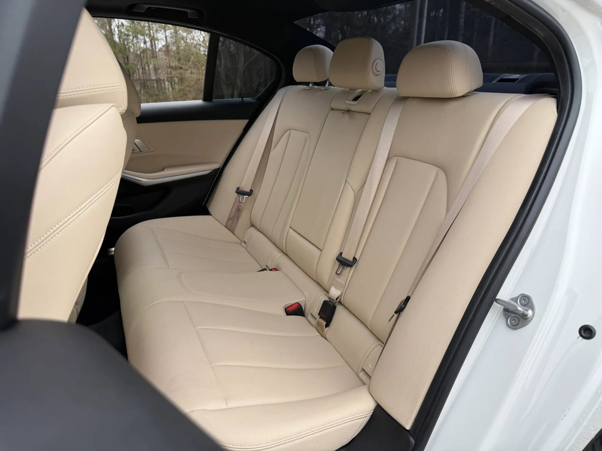 Used 2020 BMW 330i Sedan w/ Convenience Package image 15