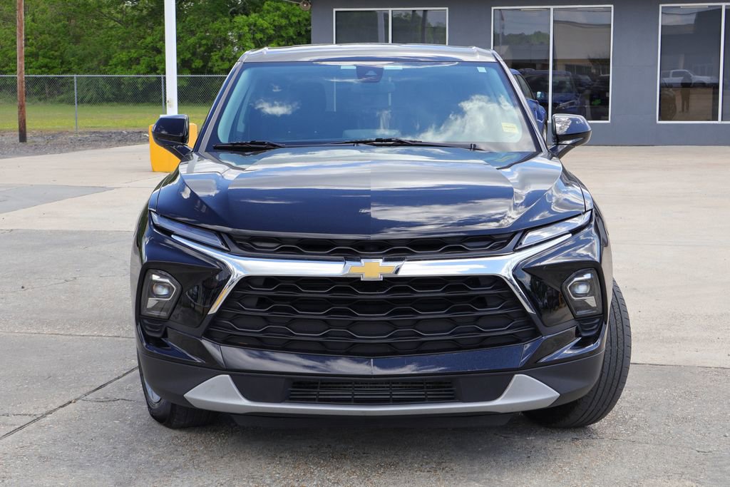 Used 2025 Chevrolet Blazer LT FWD image 23