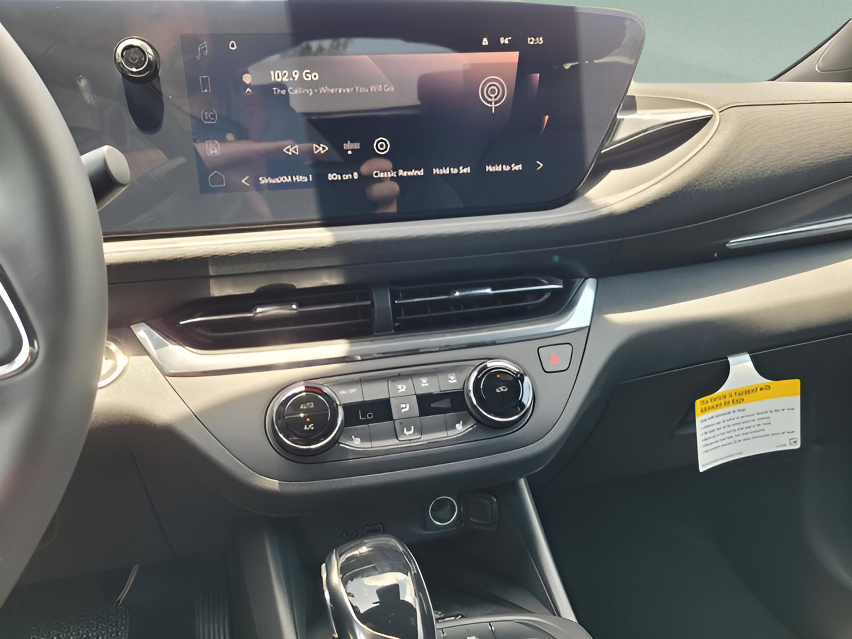 New 2025 Buick Envista Preferred w/ Convenience I Package image 32