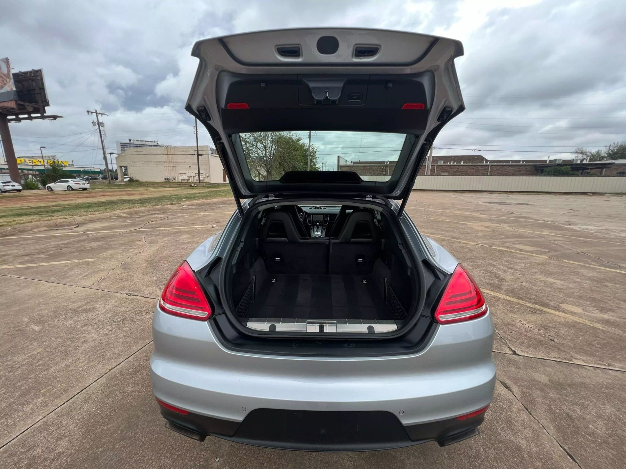 Used 2014 Porsche Panamera image 38