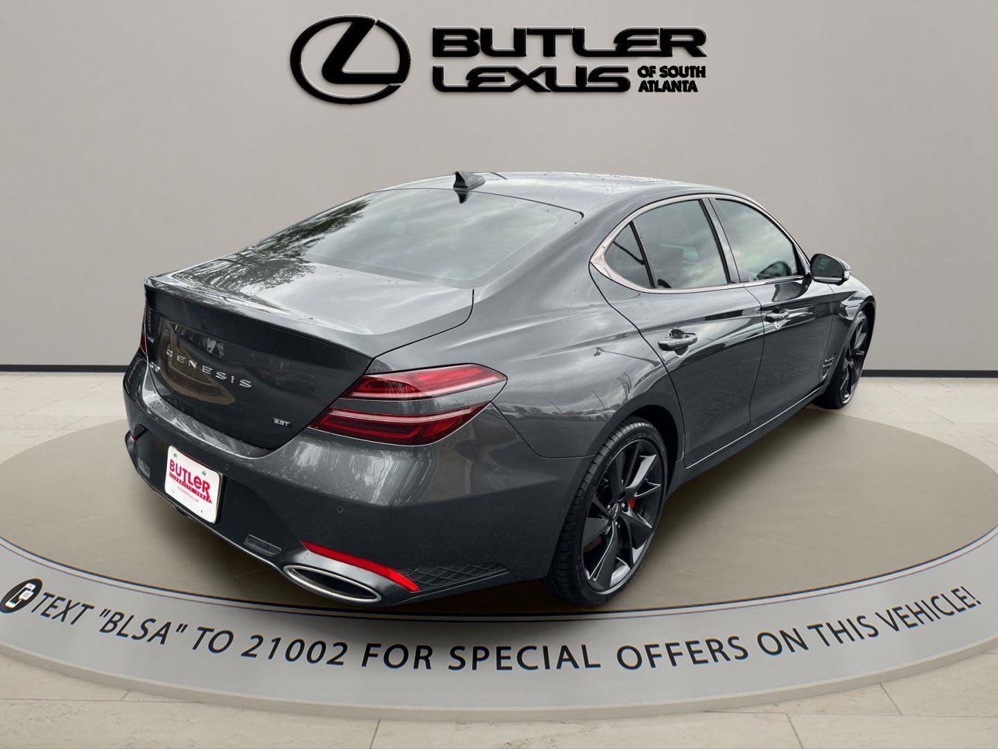 Used 2022 Genesis G70 3.3T image 5
