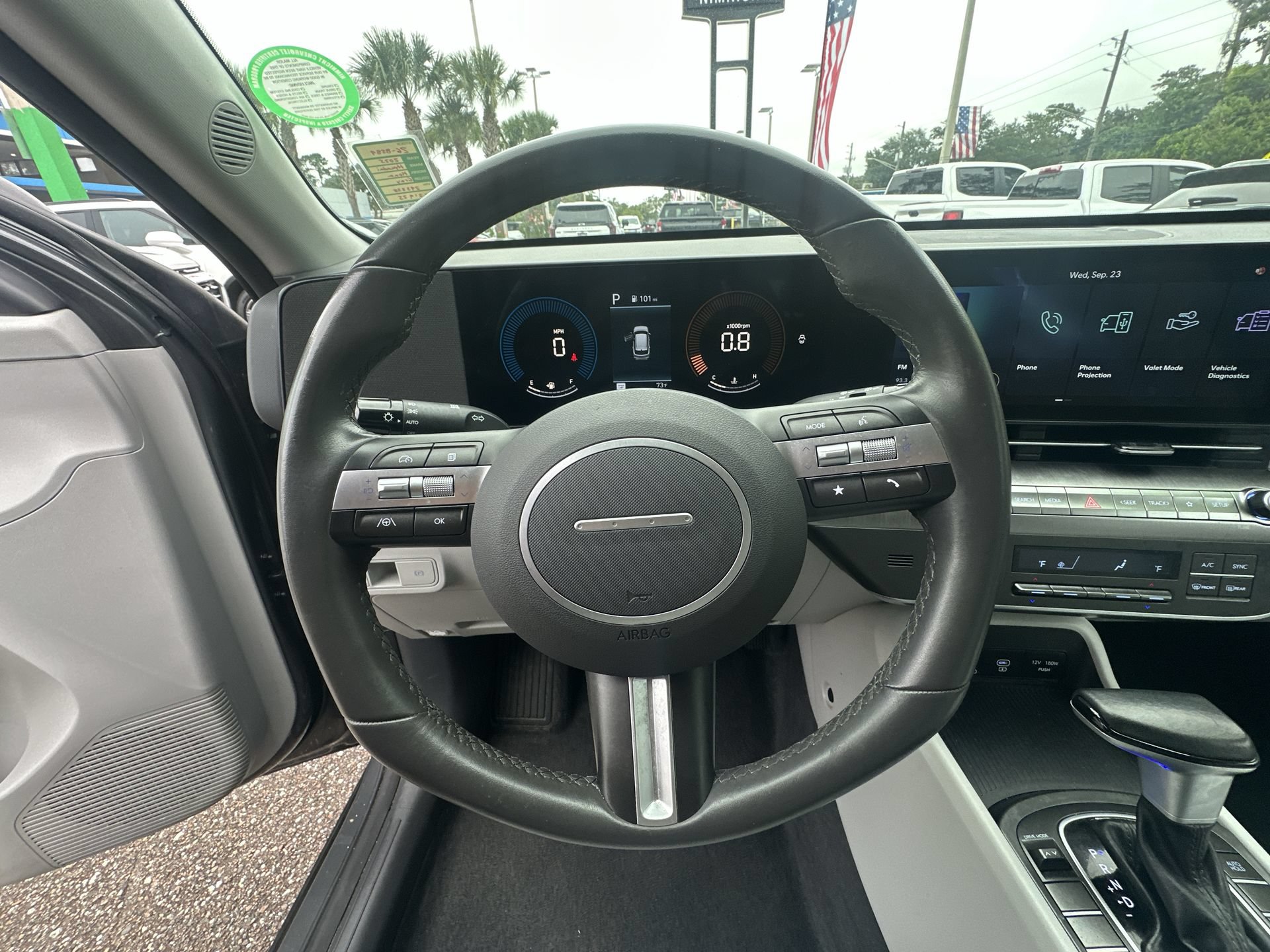 Used 2025 Hyundai Kona SEL FWD image 21