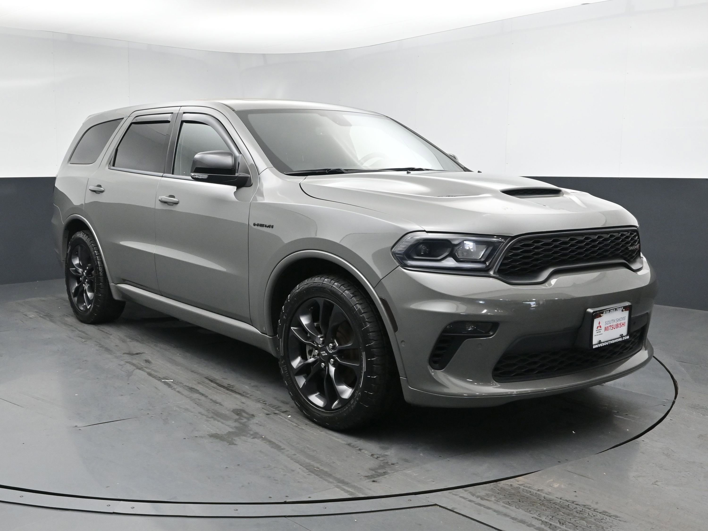 Used 2021 Dodge Durango R/T w/ Premium Interior Group image 2