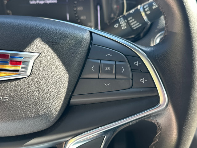 Used 2023 Cadillac XT5 Luxury AWD/4WD image 32