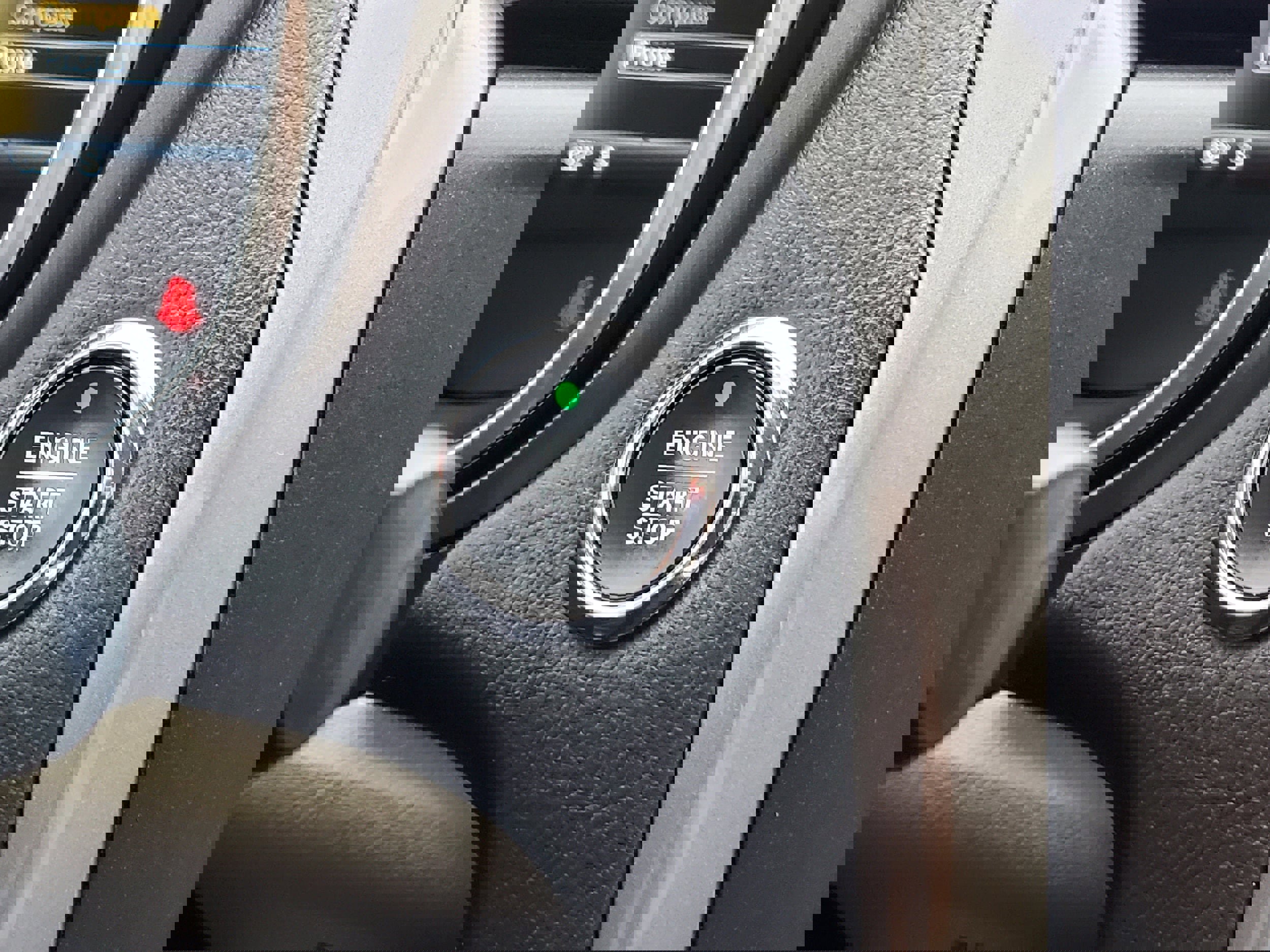 Used 2020 Ford Fusion SE image 25