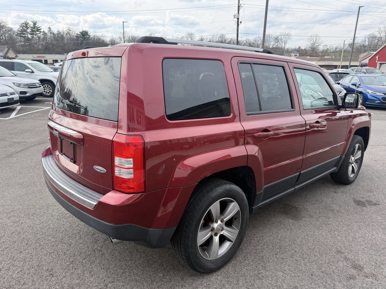 Used 2017 Jeep Patriot High Altitude image 7