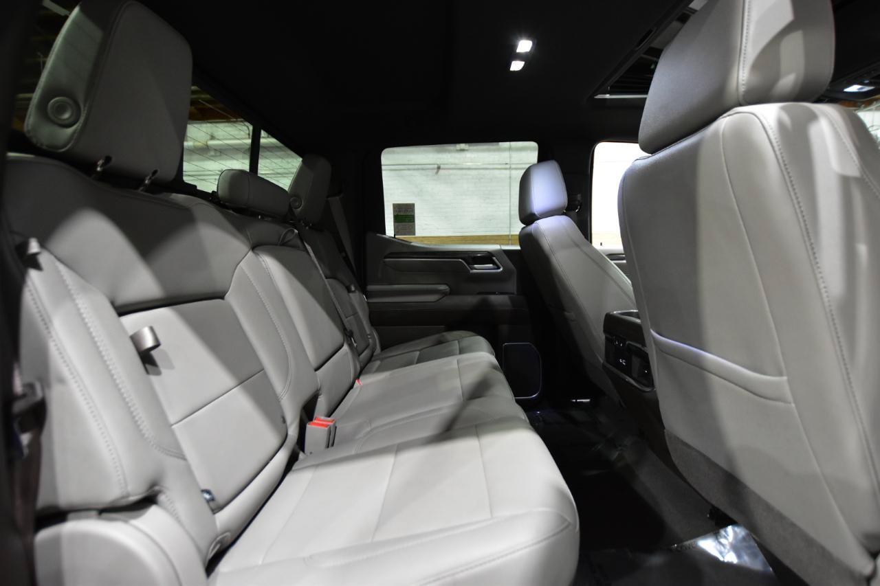 Used 2022 Chevrolet Silverado 1500 LTZ w/ LTZ Premium Package AWD/4WD image 51