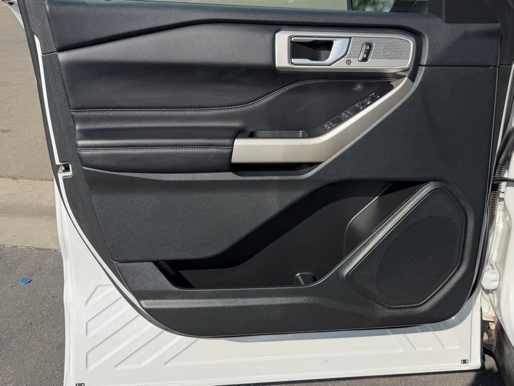 Certified 2023 Ford Explorer Limited image 14