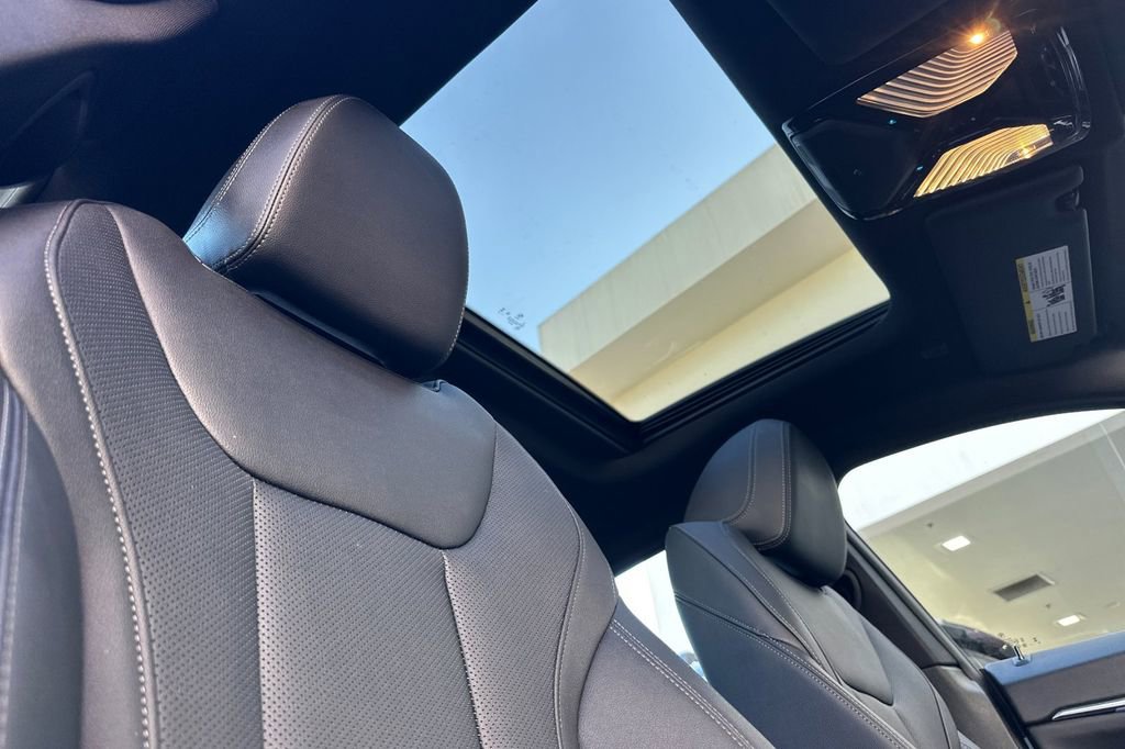 Used 2025 BMW i4 eDrive40 w/ M Sport Package RWD image 17