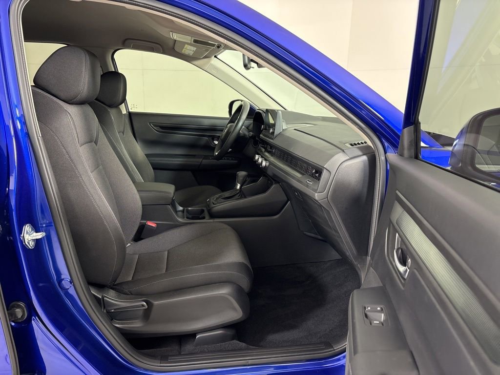 Used 2024 Honda CR-V LX image 12